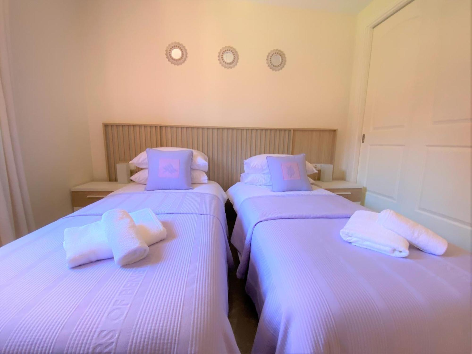 Sea View Penthouse Apartment With Hot Tub - Casa Bella Vista, Buenas Noches , Estepona Exterior foto